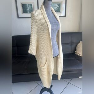 GAP Women’S comfy Cream Off White Cardigan Sweater